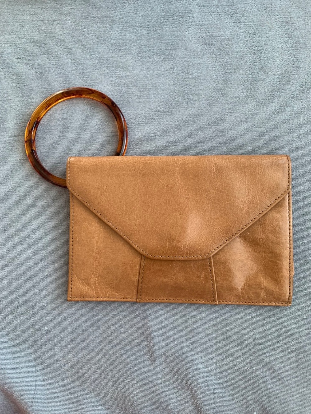 HOBO Tan Leather Wristlet Clutch with Tortoiseshell Ring - Picture 3 of 9